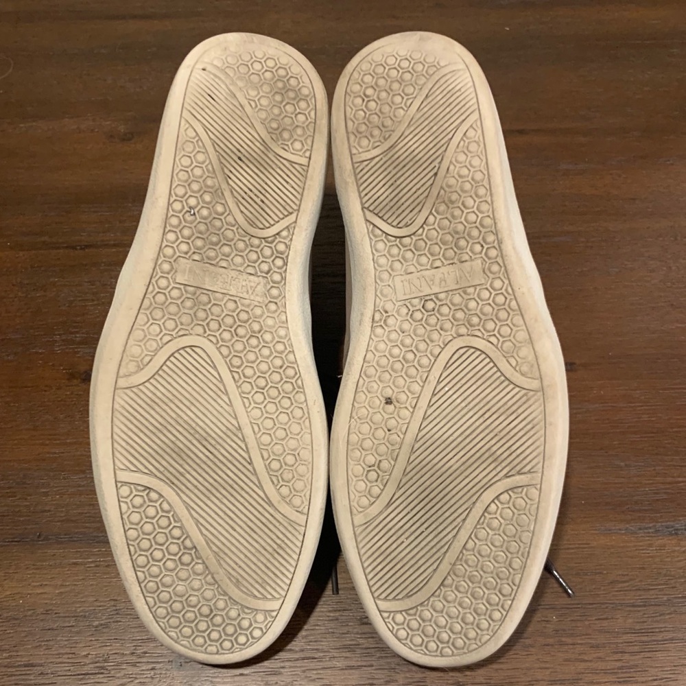 [2/$25] {Alfani} Chukkas - Picture 11 of 11